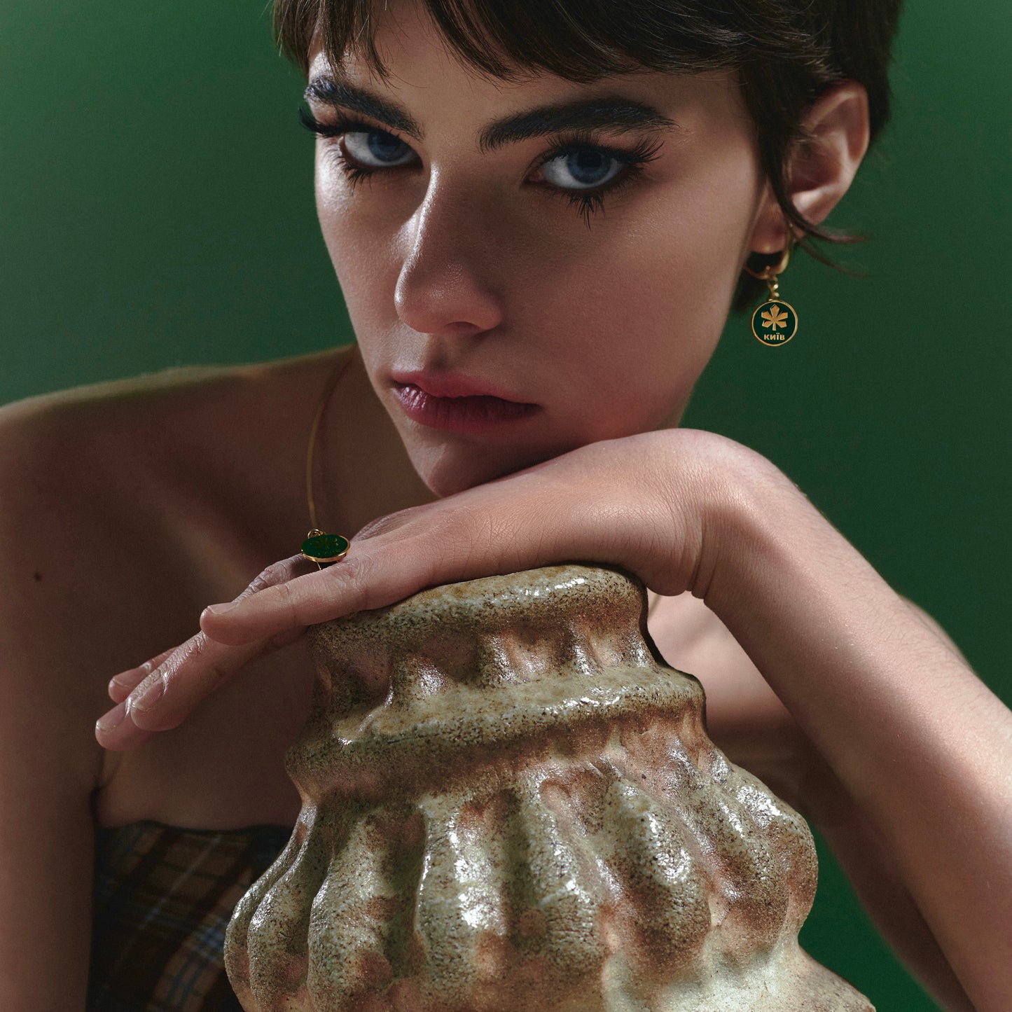 Earrings vDoma gold