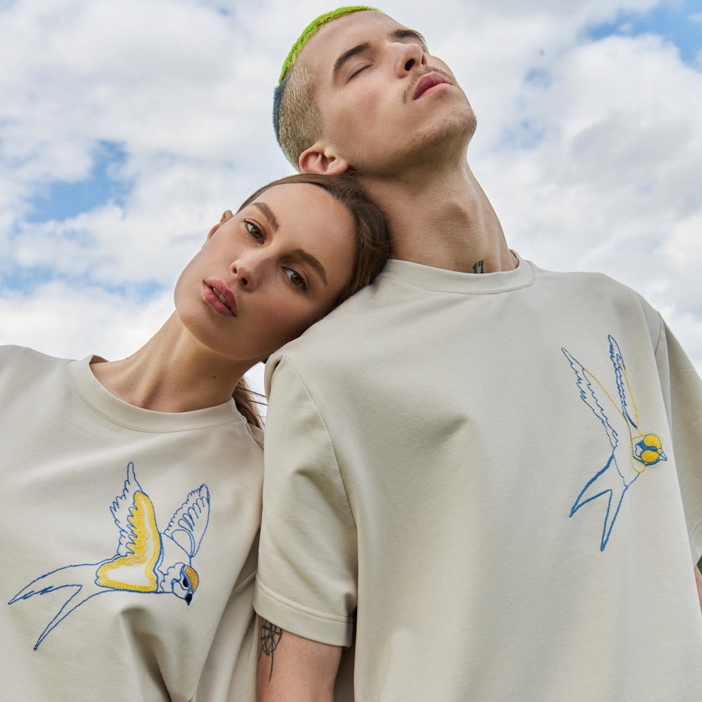 T-shirt “Lastivka” S