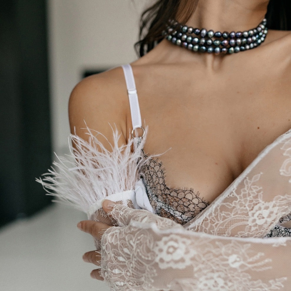 Pearl Necklace “Timeless” black