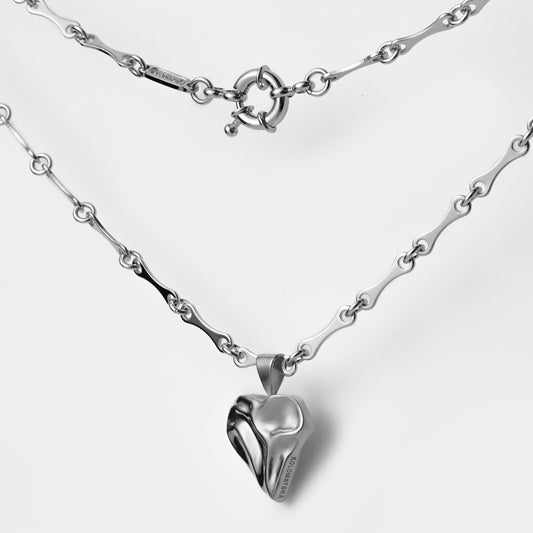 Long Chain Heart platinum