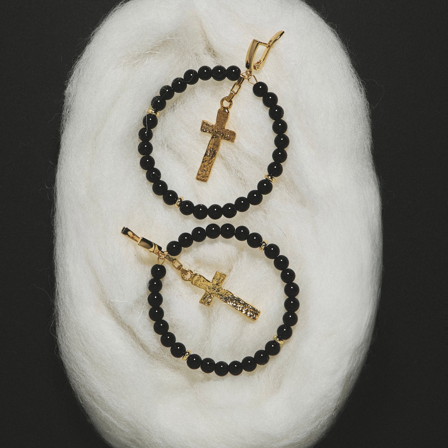 MAGDALENE Onyx Earrings gold
